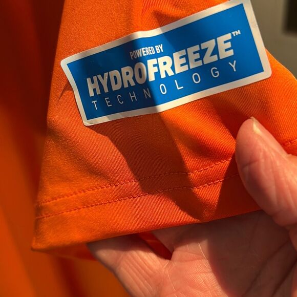 Hydrofreeze Cooling Orange  Tee Shirt NWT - Picture 3 of 5